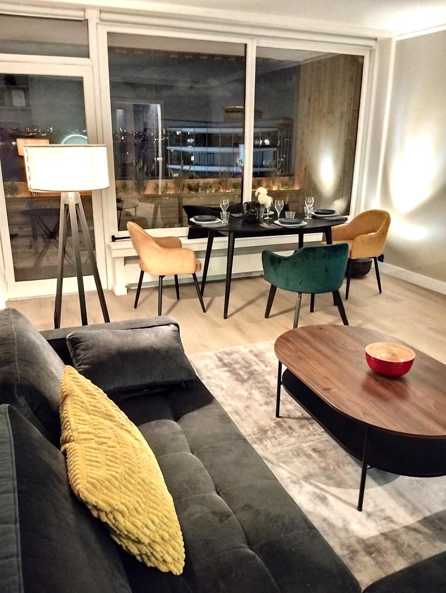 Large 55 M² ,view & Terrace