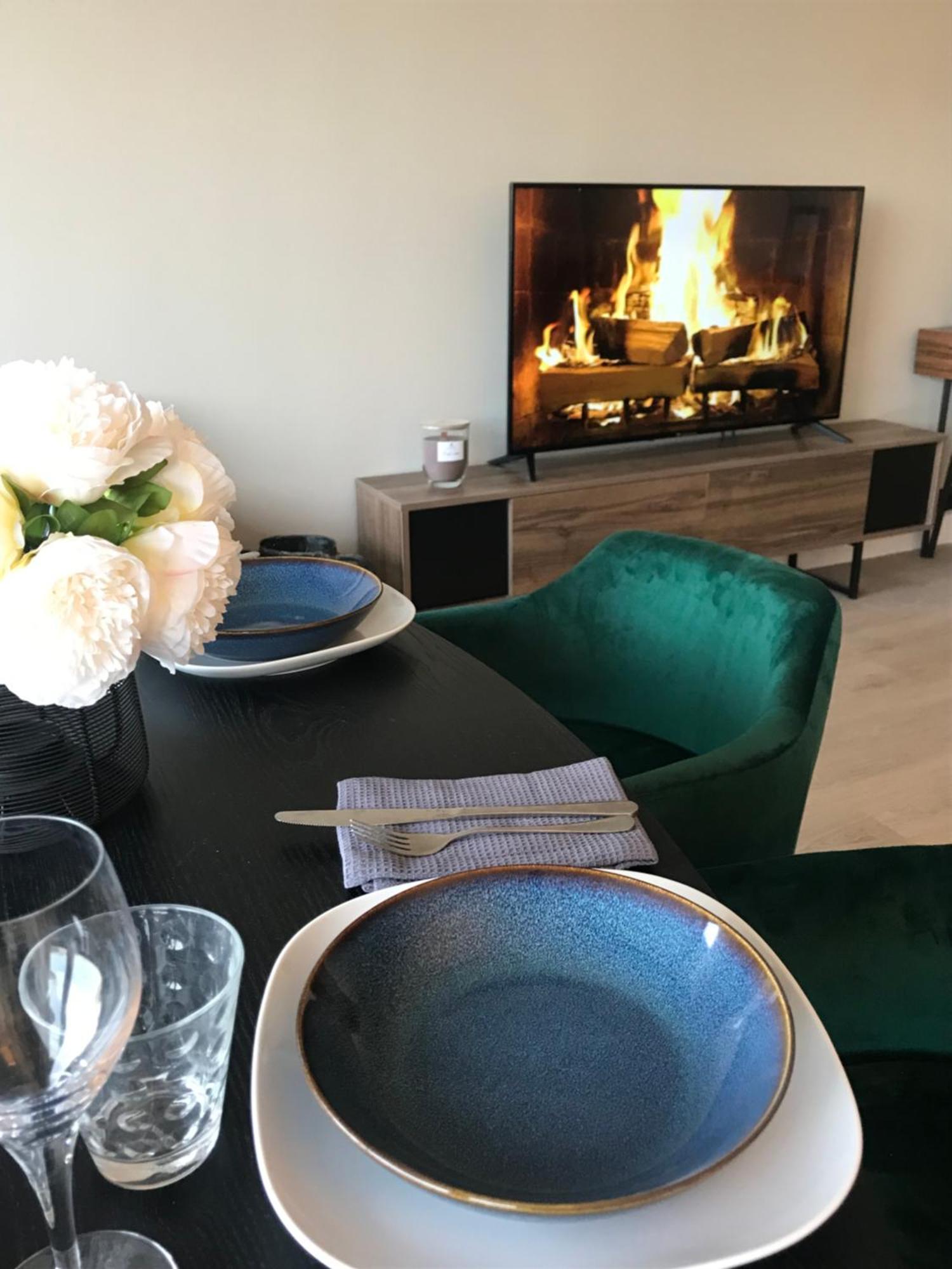 Large 55 M² ,view & Terrace Apartment
