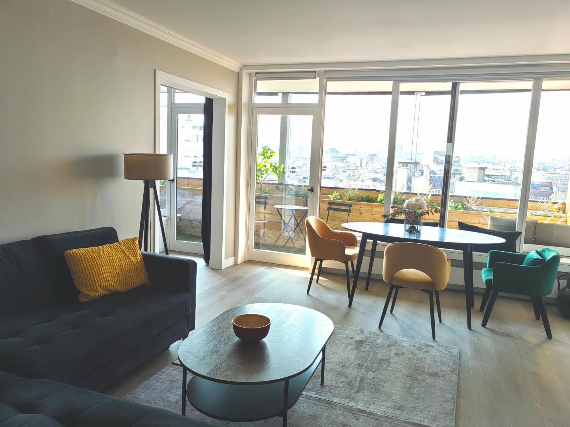 Large 55 M² ,view & Terrace Appartement Parijs